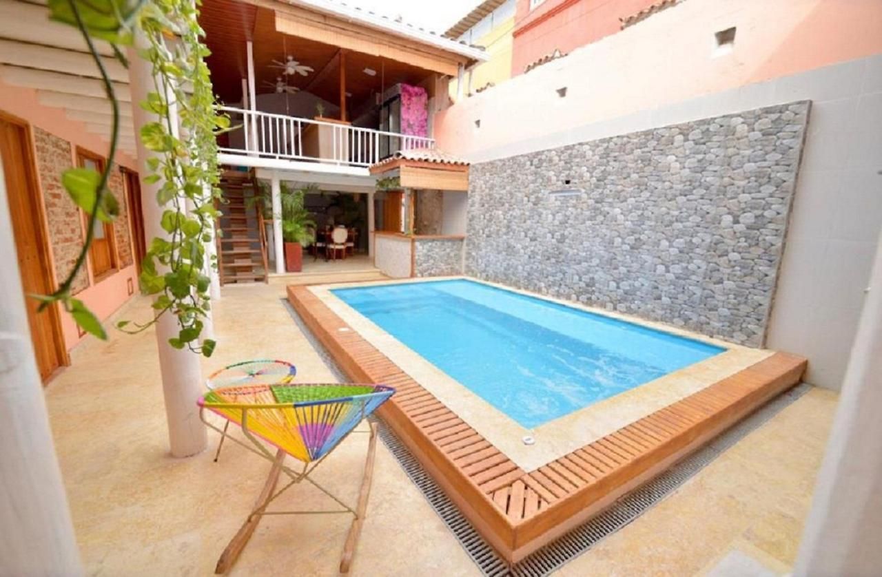 Ca-2 En La Ciudad Amurallada De Con Piscina Y Wifi Bed & Breakfast