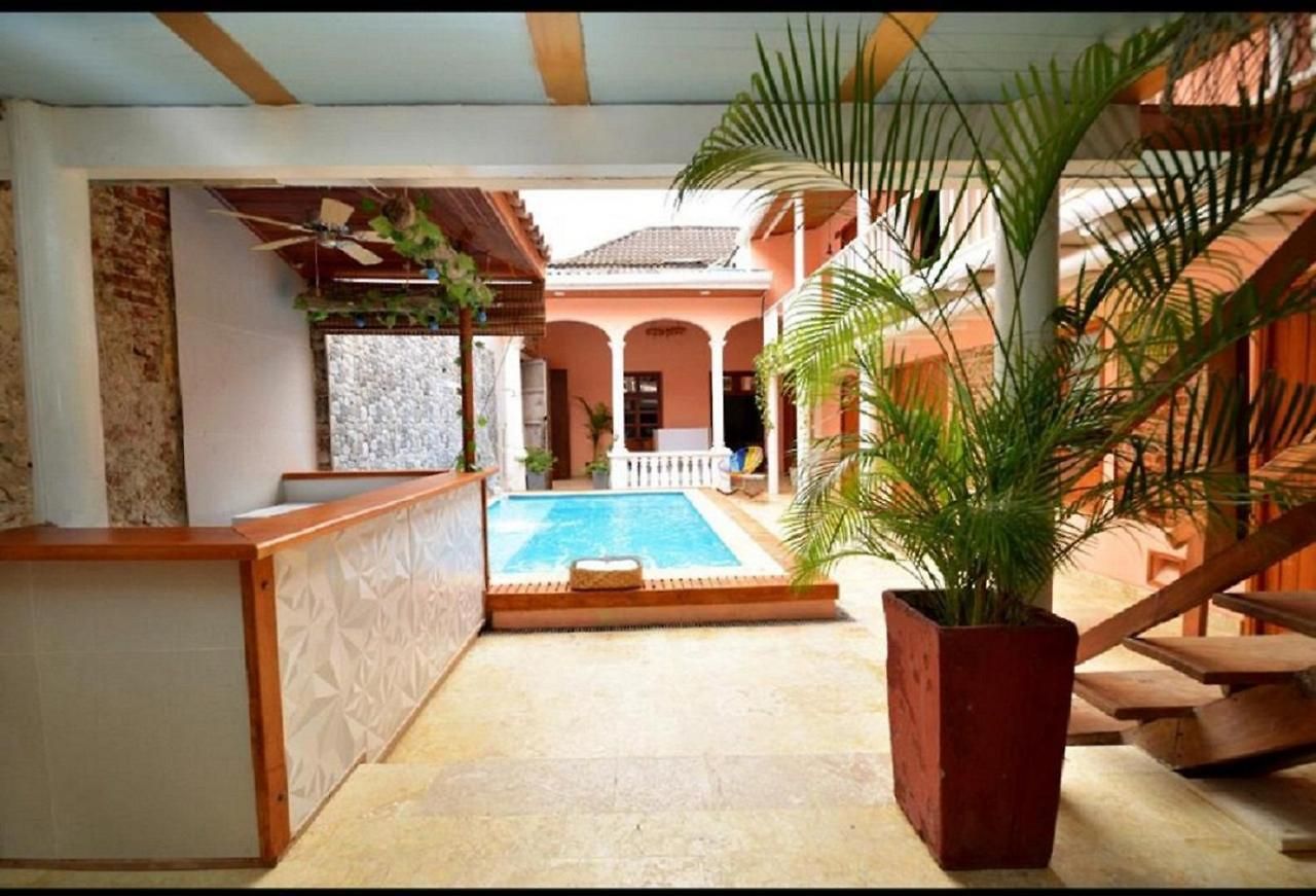 Ca-2 En La Ciudad Amurallada De Con Piscina Y Wifi Bed & Breakfast *